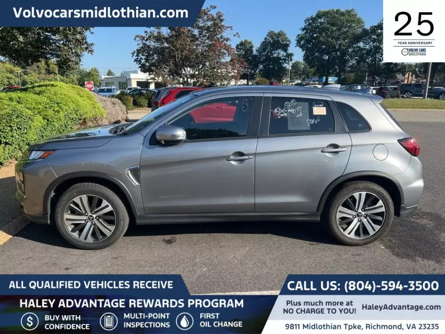 2024 Mitsubishi Outlander Sport SE photo 1