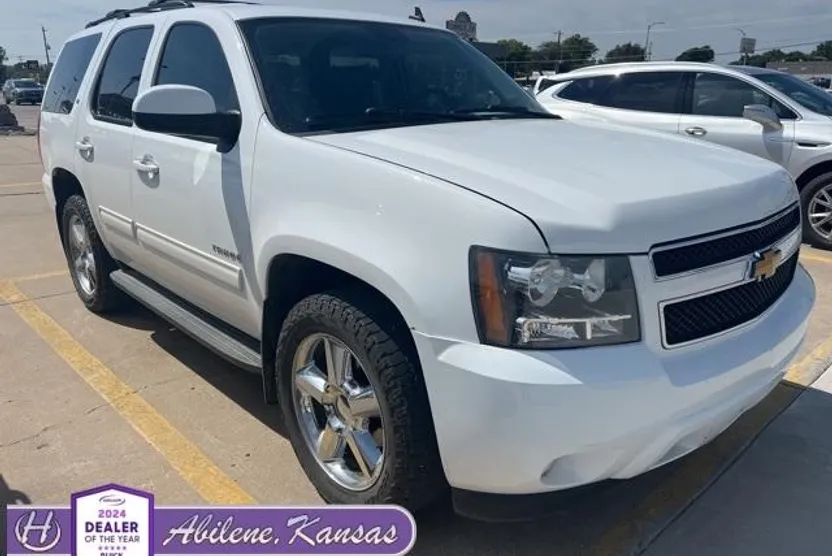 2014 Chevrolet Tahoe LT photo 1