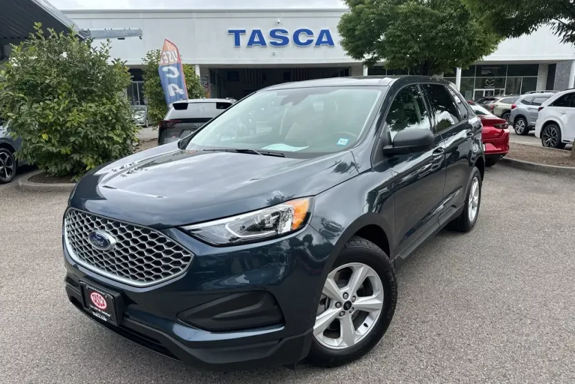 2024 Ford Edge SE photo 1