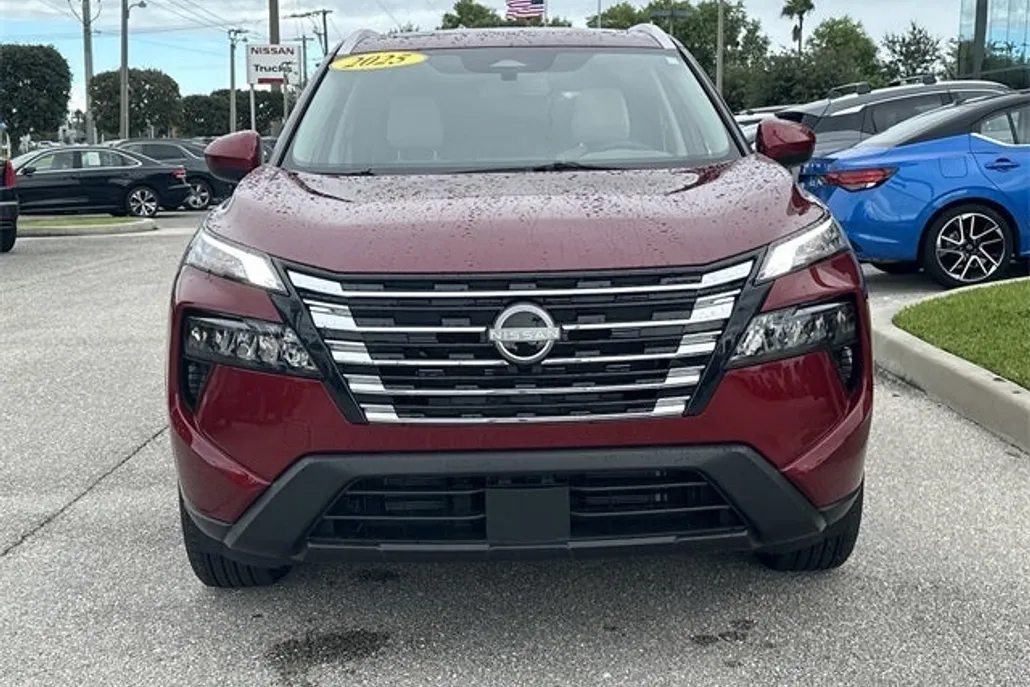 2025 Nissan Rogue SV photo 1