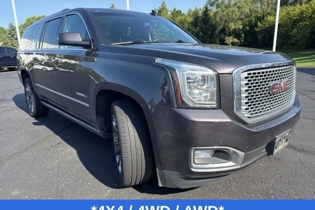2015 Gmc Yukon XL Denali photo 1