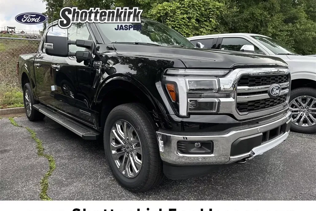 2025 Ford F-150 Lariat photo 1