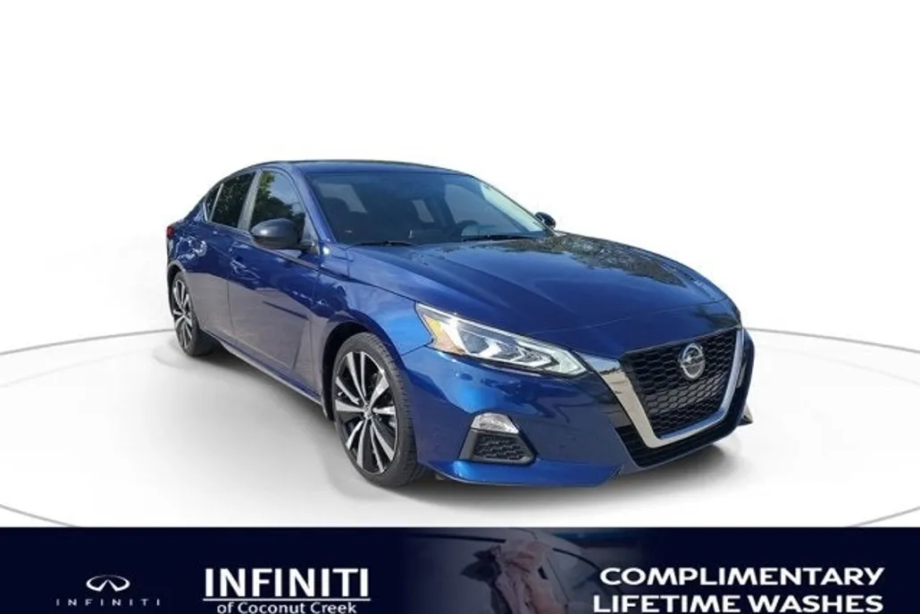 2019 Nissan Altima 2.5 SR photo 1