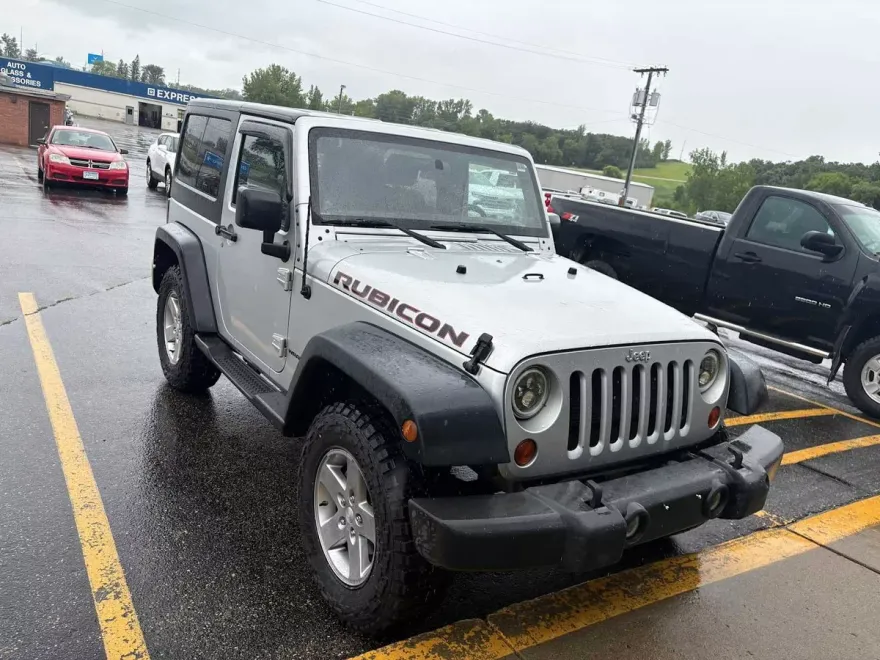 2012 Jeep Wrangler Rubicon photo 1