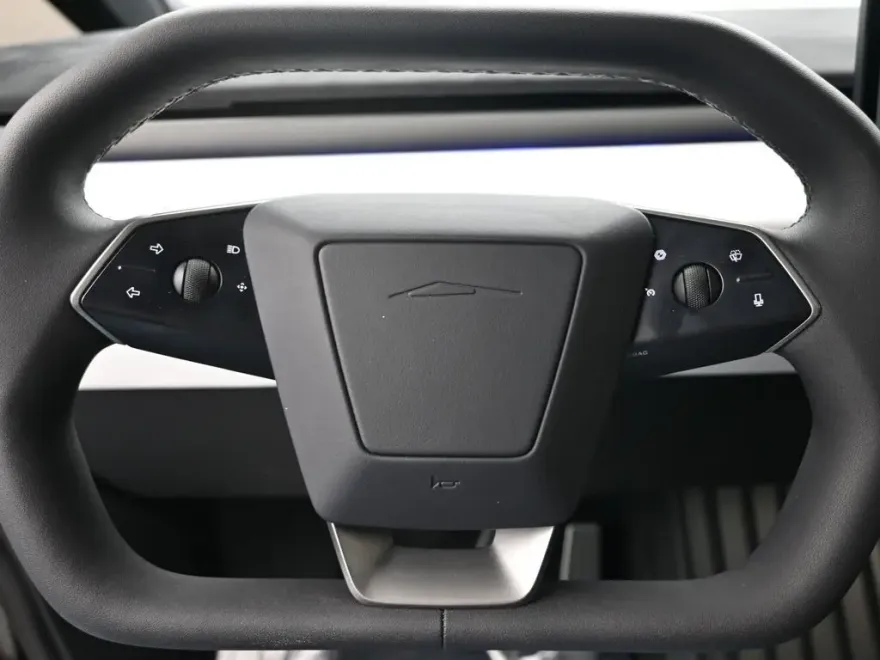2024 Tesla Cybertruck Cyberbeast photo 23
