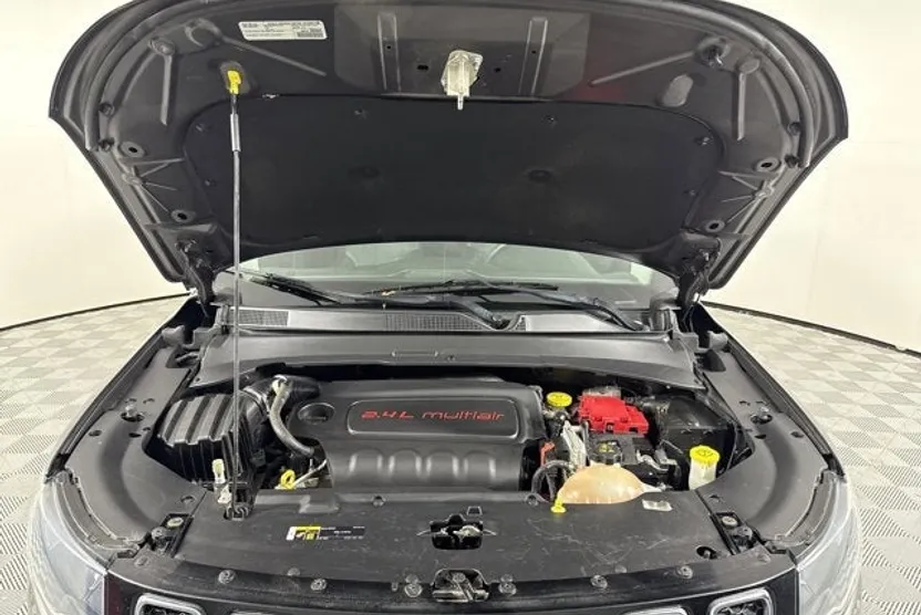 2020 Jeep Compass Latitude photo 1
