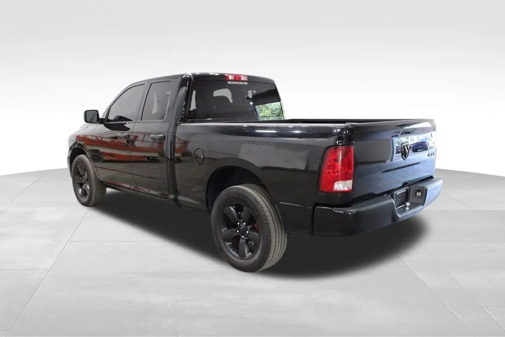 2019 Ram 1500 Classic Express photo 1