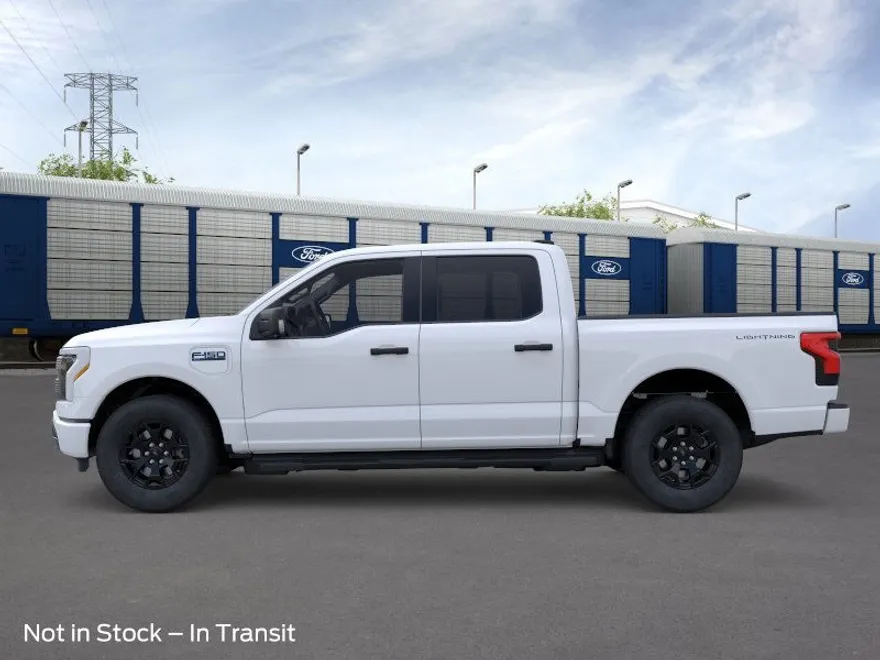 2025 Ford F-150 Lightning XLT photo 1