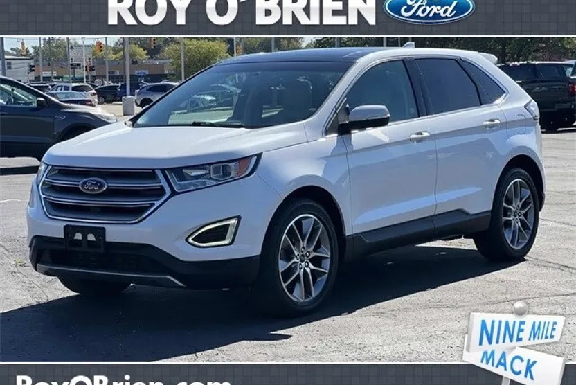 2015 Ford Edge Titanium photo 1