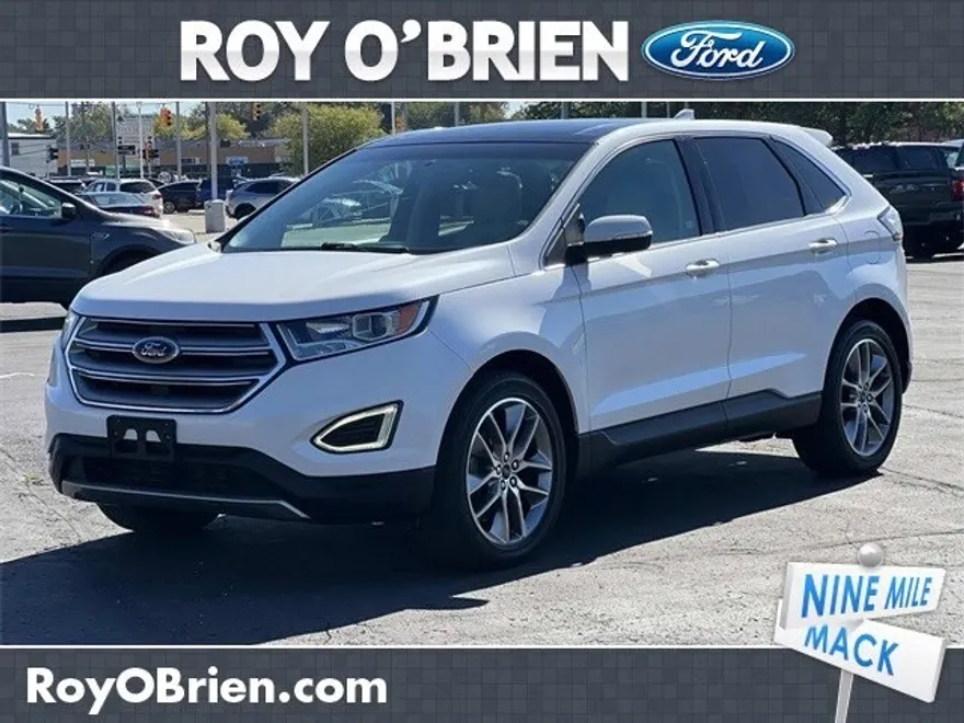 2015 Ford Edge Titanium photo 1