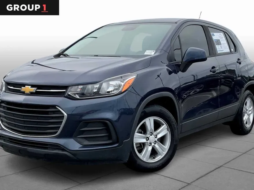2019 Chevrolet Trax LS photo 1