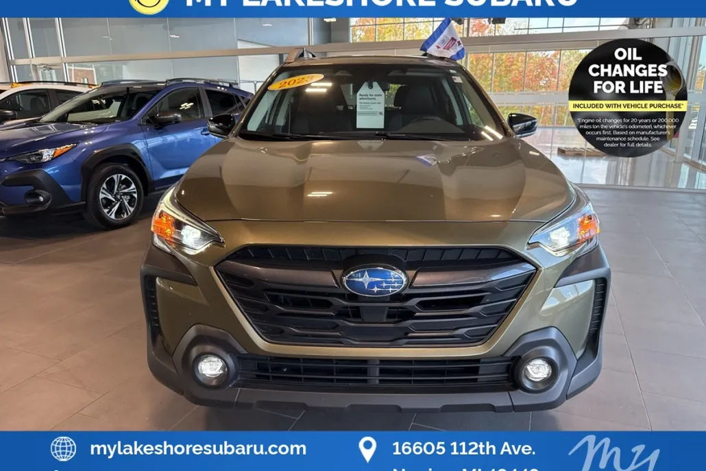 2023 Subaru Outback Premium photo 1