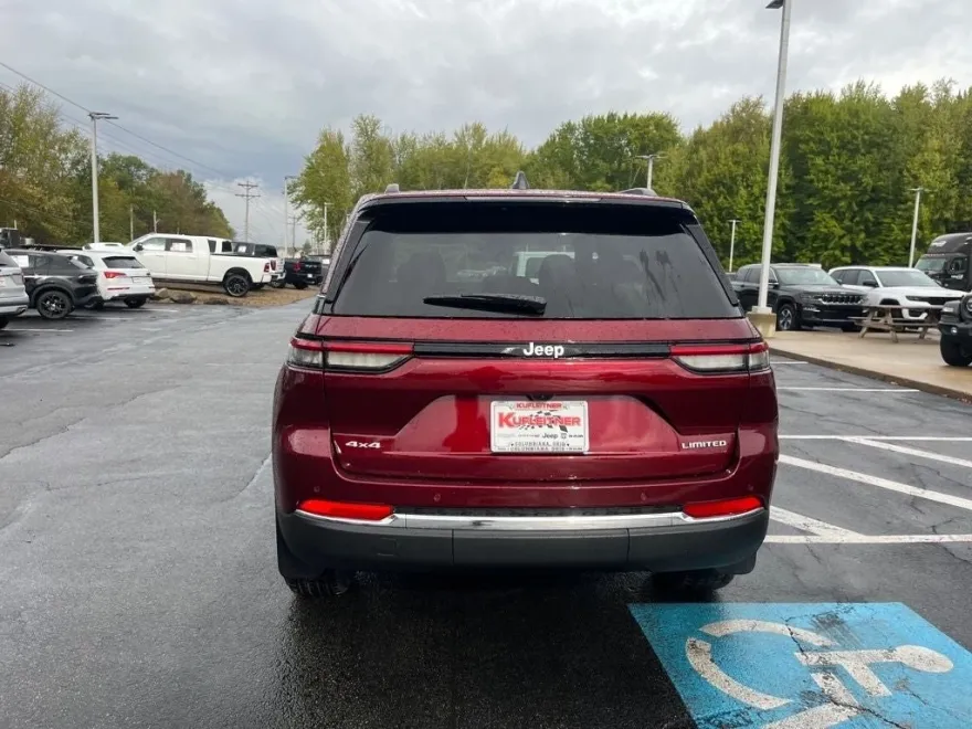 2025 Jeep Grand Cherokee Limited photo 1