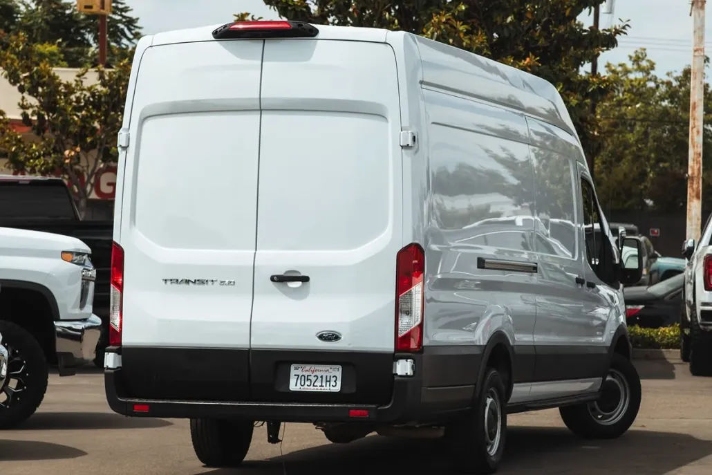 2022 Ford Transit Cargo Van photo 1