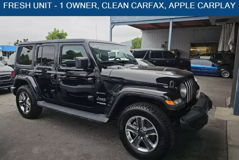 2020 Jeep Wrangler Unlimited Sahara photo 1