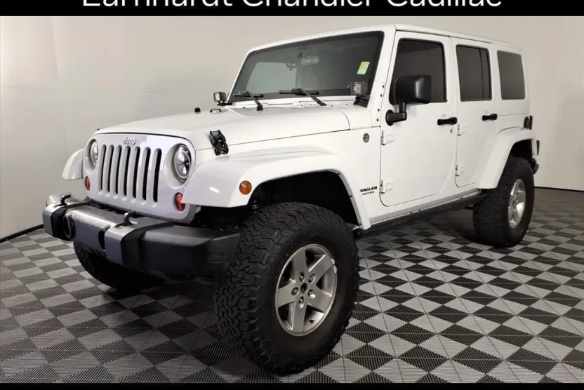 2012 Jeep Wrangler Unlimited Rubicon photo 1