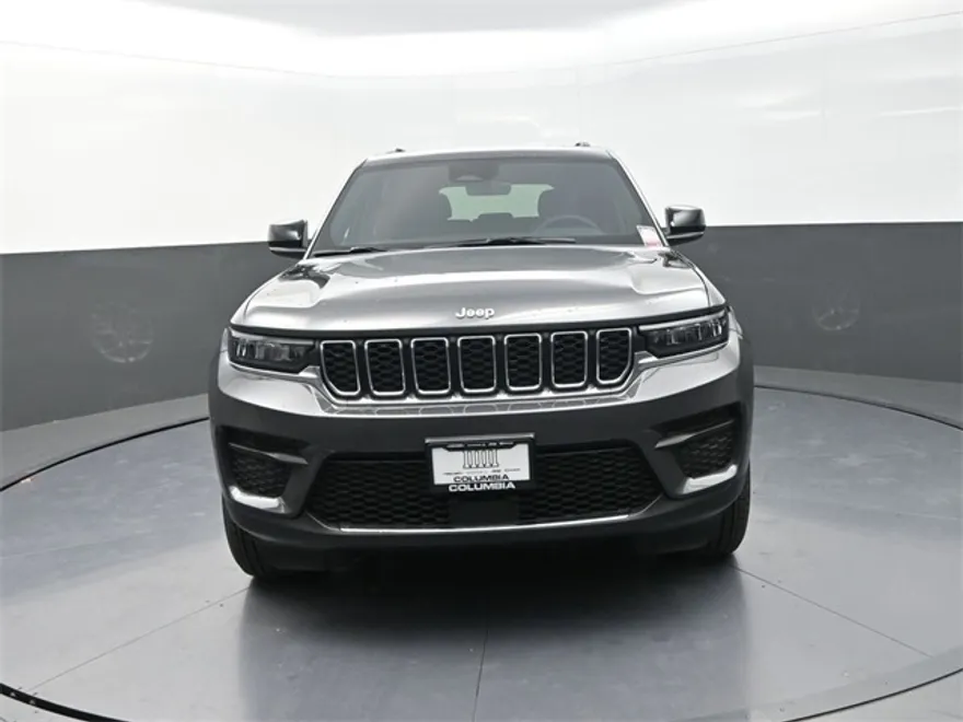 2025 Jeep Grand Cherokee Laredo X photo 1