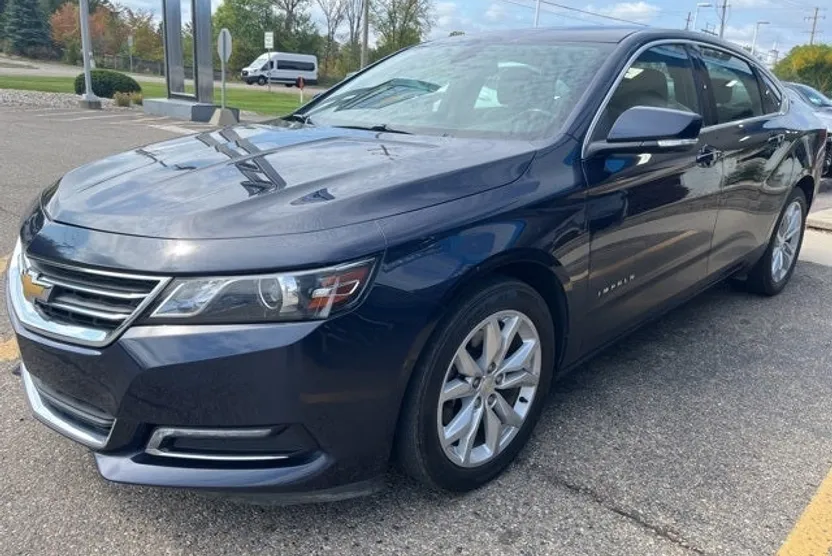2019 Chevrolet Impala 1LT photo 1