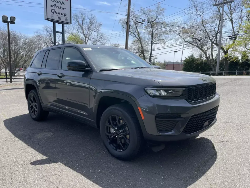 2025 Jeep Grand Cherokee Altitude X photo 1