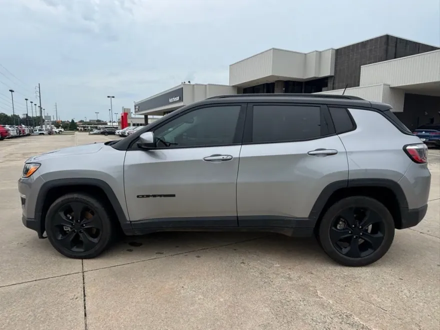 2021 Jeep Compass Altitude photo 1