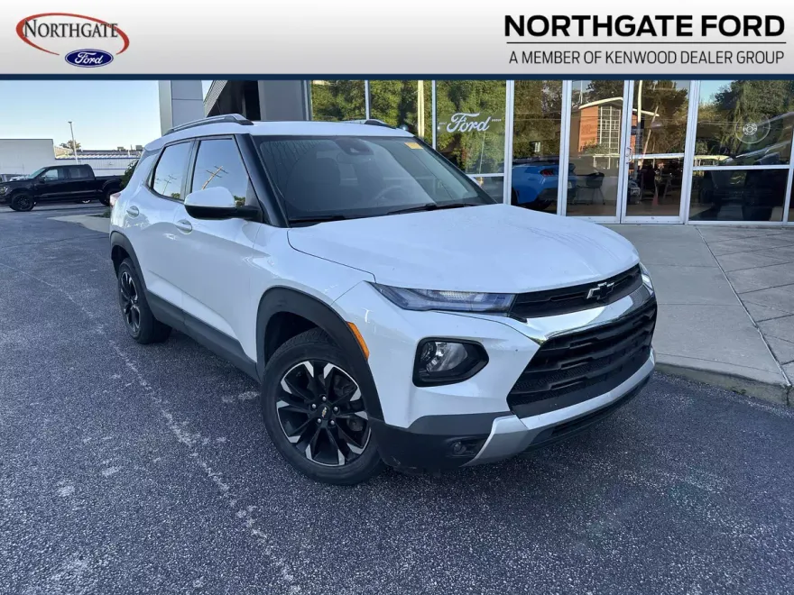 2021 Chevrolet Trailblazer LT photo 1
