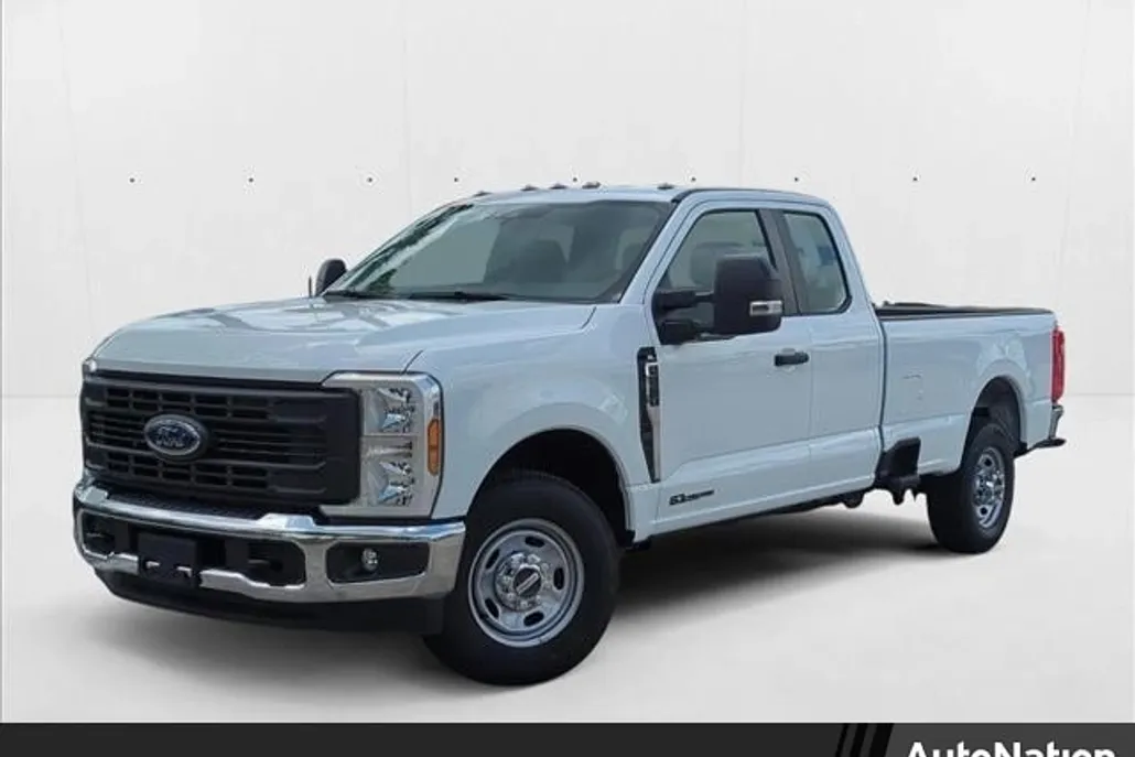 2025 Ford F-250 XL photo 1