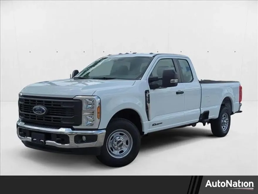 2025 Ford F-250 XL photo 1