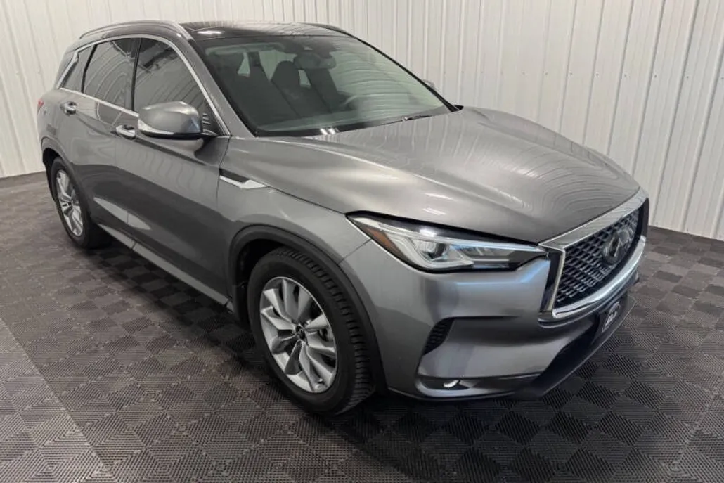 2021 Infiniti QX50 Luxe photo 1