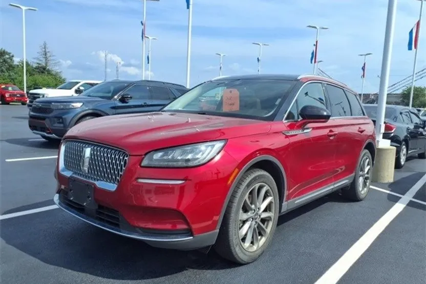 2021 Lincoln Corsair Standard photo 1