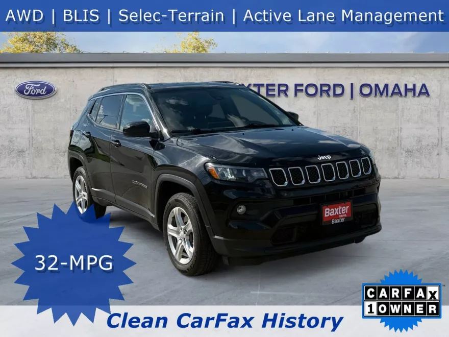 2023 Jeep Compass Latitude photo 1