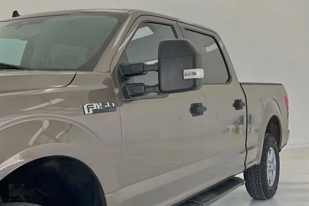 2019 Ford F-150 XLT photo 1