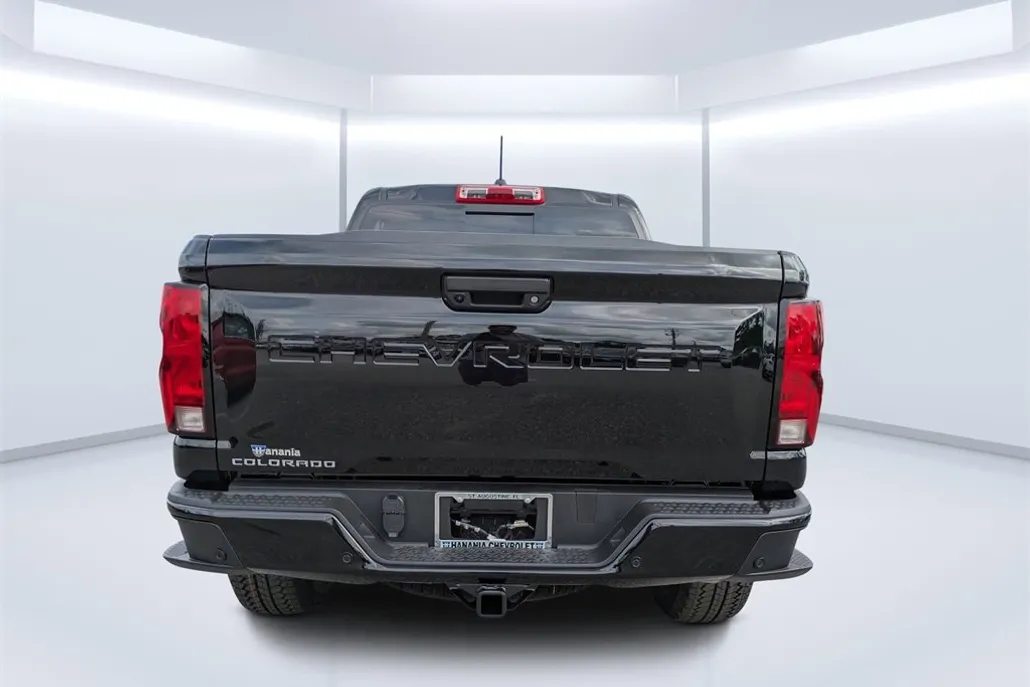 2026 Chevrolet Colorado Trail Boss photo 1