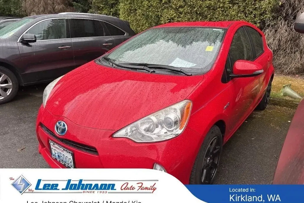 2013 Toyota Prius C Two photo 1