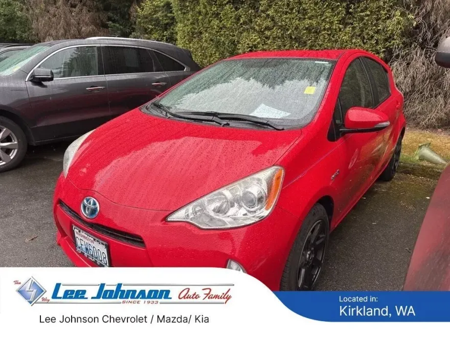 2013 Toyota Prius C Two photo 1