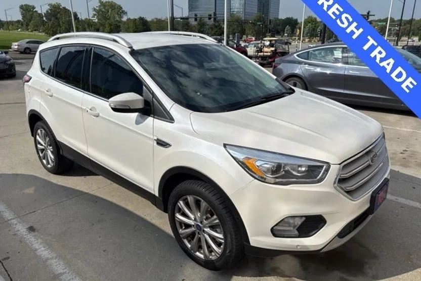 2018 Ford Escape Titanium photo 1