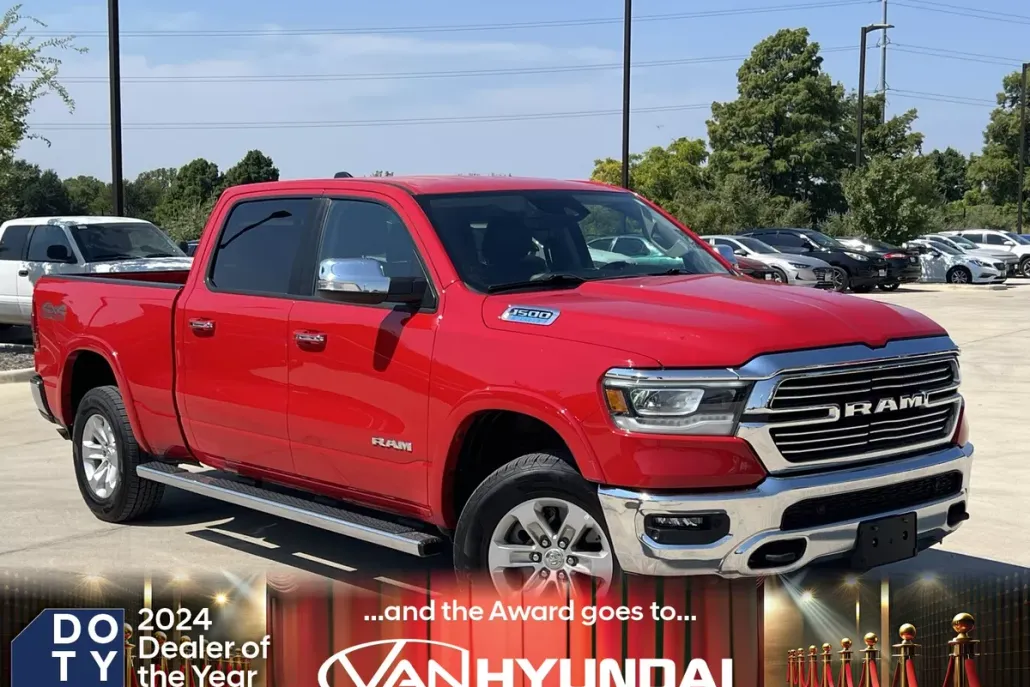 2022 Ram 1500 Laramie photo 1