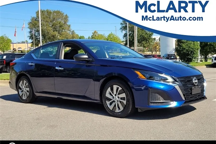 2024 Nissan Altima 2.5 S photo 1