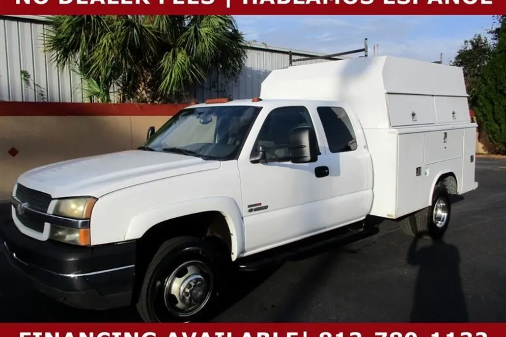 2004 Chevrolet Silverado 3500HD Work Truck photo 1