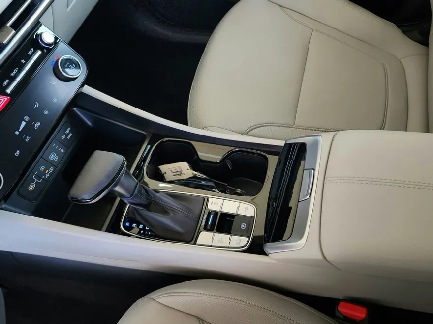 2025 Hyundai Tucson SEL photo 8