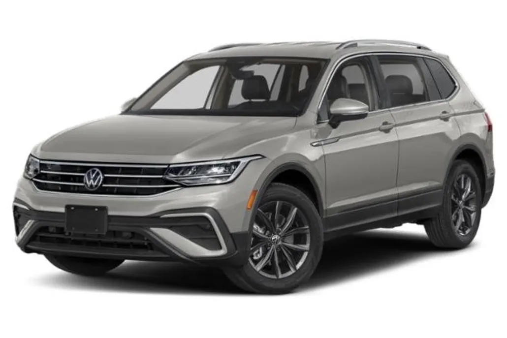 2024 Volkswagen Tiguan SE Wolfsburg Edition photo 1