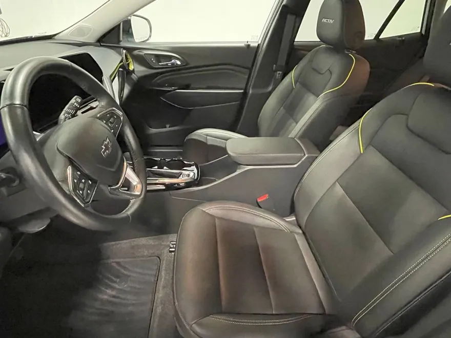 2024 Chevrolet Trax ACTIV photo 1