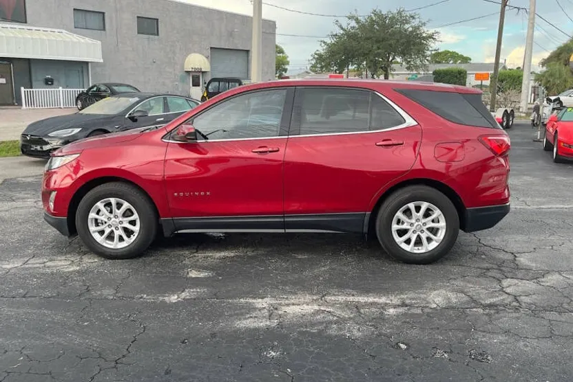 2020 Chevrolet Equinox photo 1