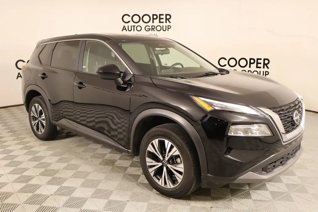 2023 Nissan Rogue SV photo 1