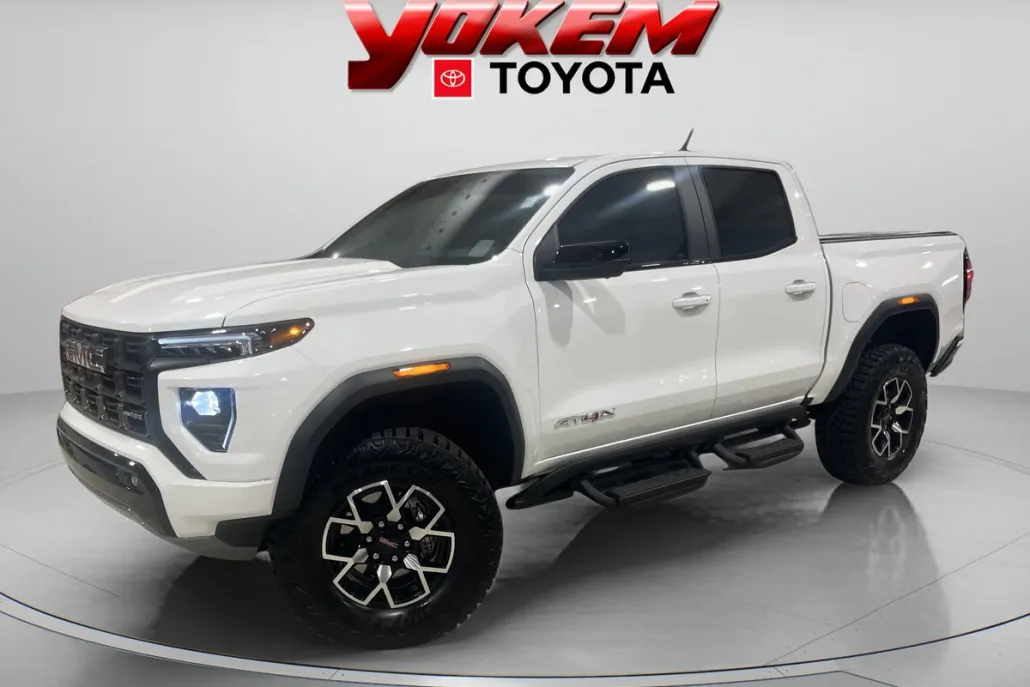 2024 Gmc Canyon AT4X photo 1