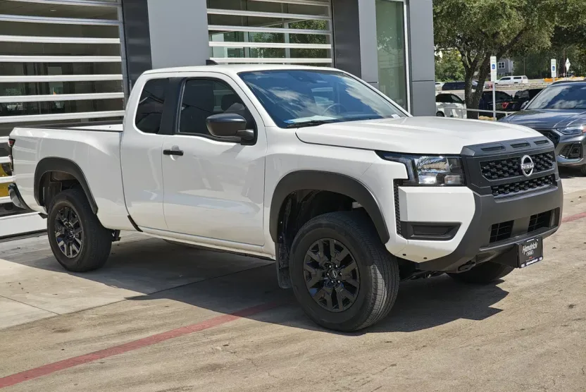 2025 Nissan Frontier S King Cab photo 1