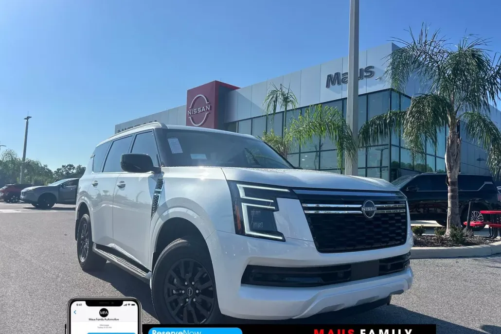 2025 Nissan Armada SV photo 1