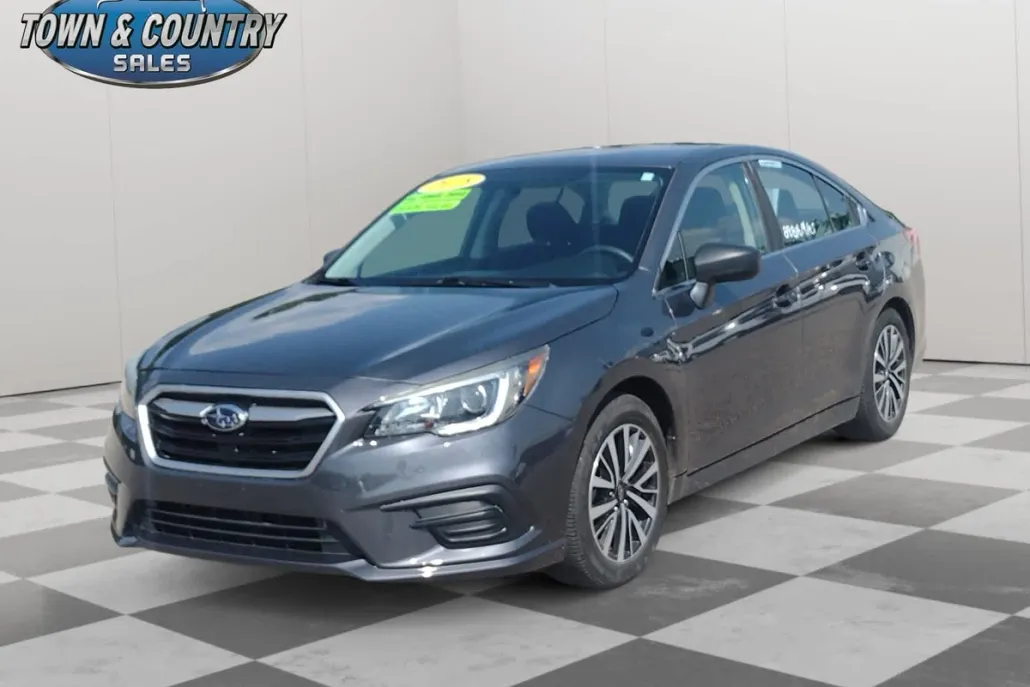 2018 Subaru Legacy Base photo 1