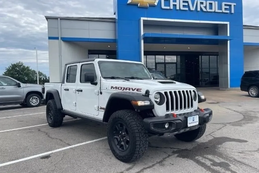 2023 Jeep Gladiator Mojave photo 1