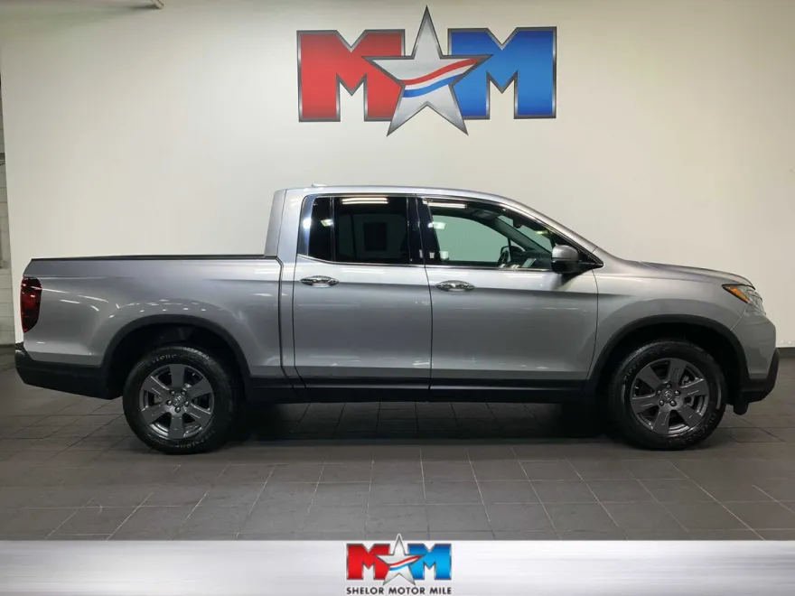 2020 Honda Ridgeline RTL-E photo 1