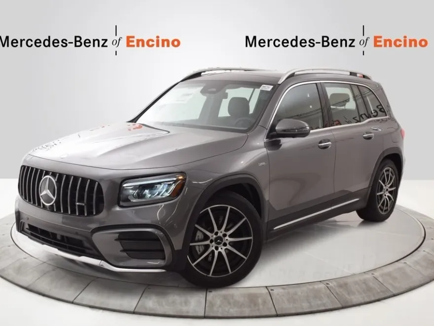 2025 Mercedes Benz GLB AMG 35 photo 1